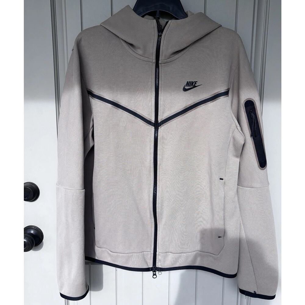 Nike Sportswear Tech Fleece Full-Zip Hoodie Light Bone/Black Medium